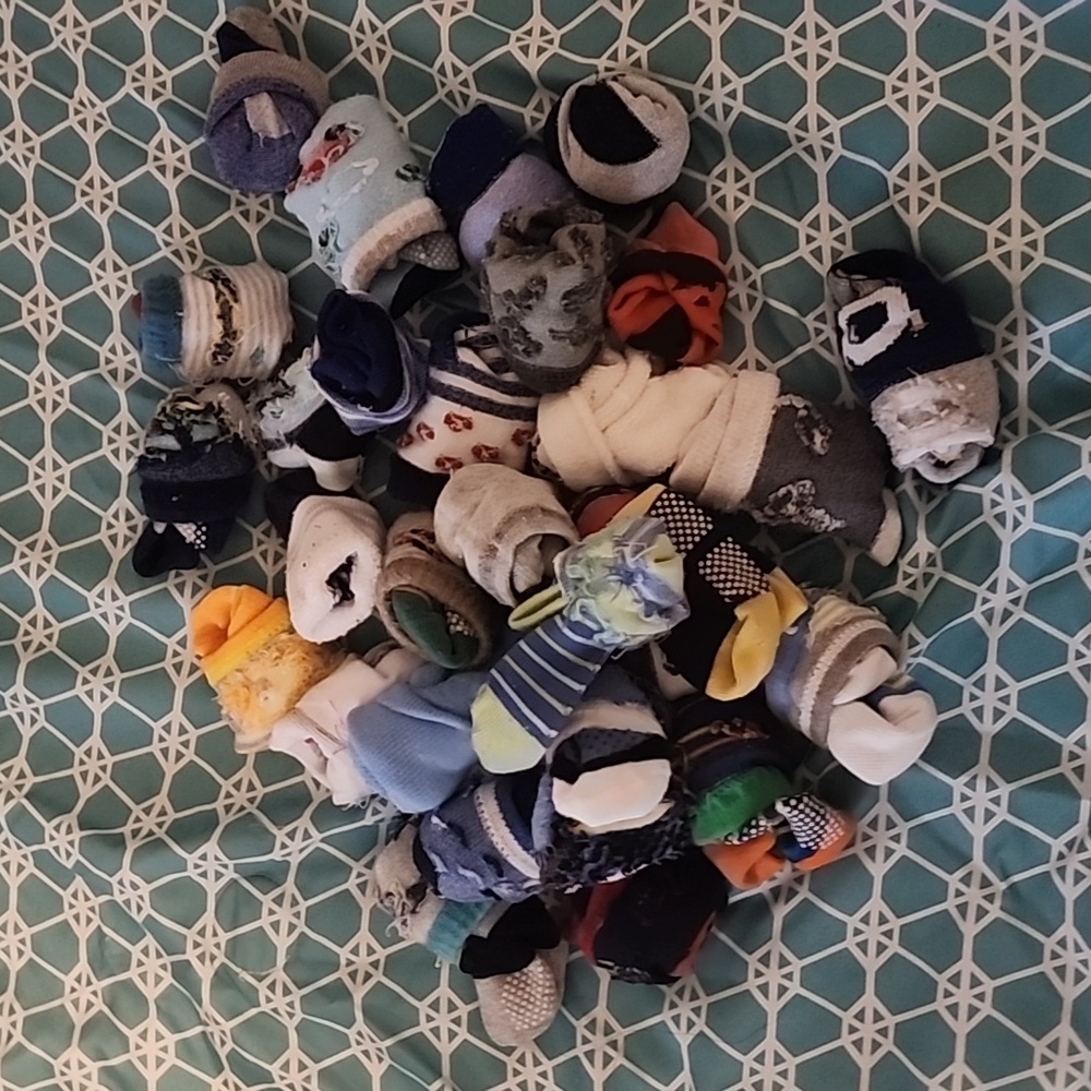 Variety of socks (boys) size infants